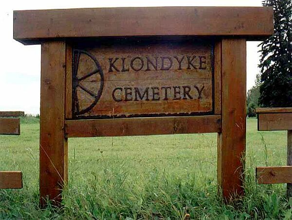 Klondyke Cemetery (Doris/Timeu