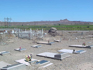 potholes cemetery, bard california