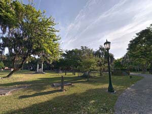 colonial park cemetery
