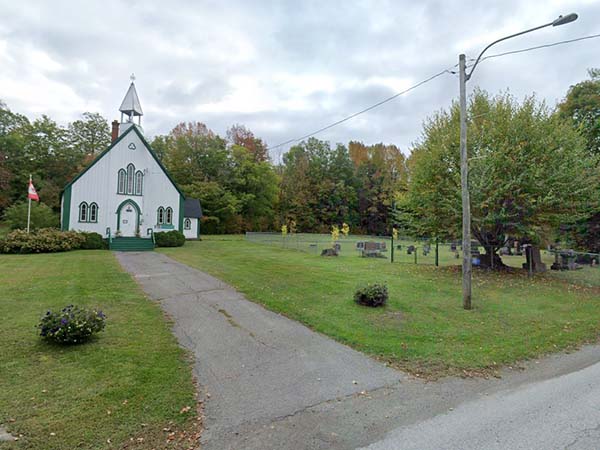 holy trinity anglican church cemetery, iron hill, quebec