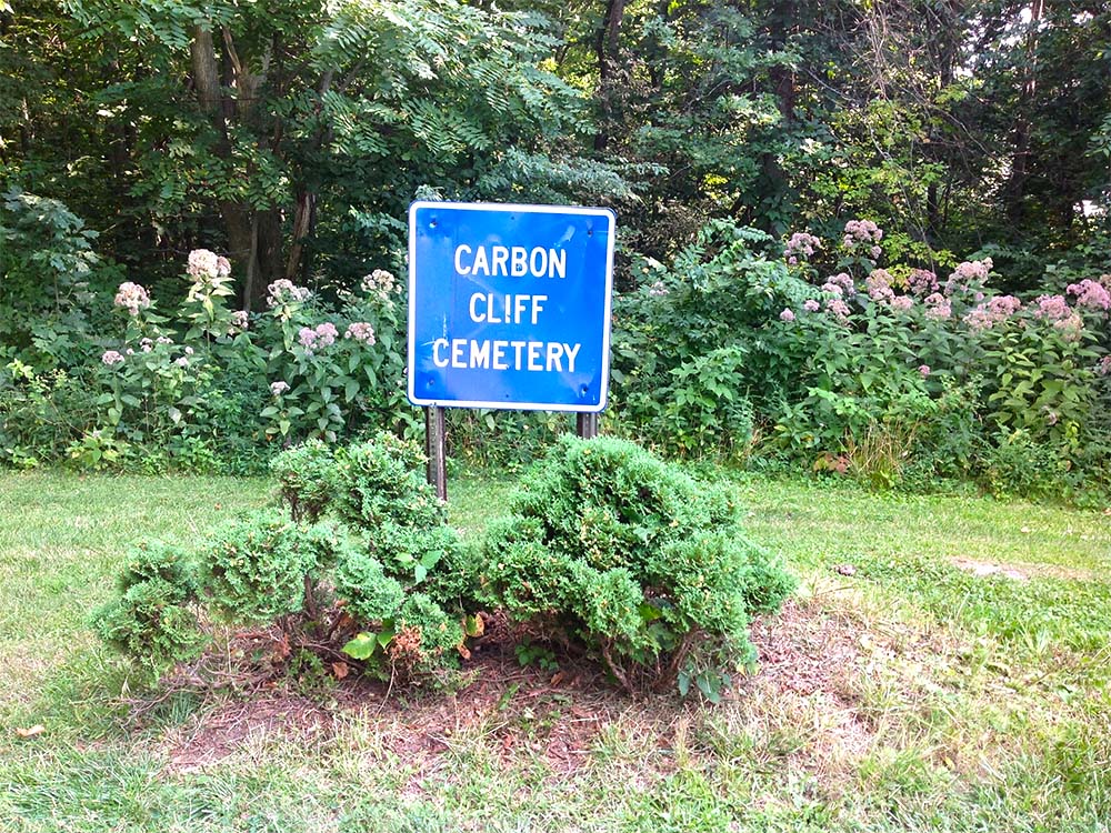 carbon cliff cemetery illinois