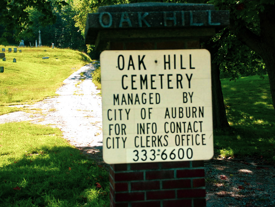 oak hill cemetery auburn maine